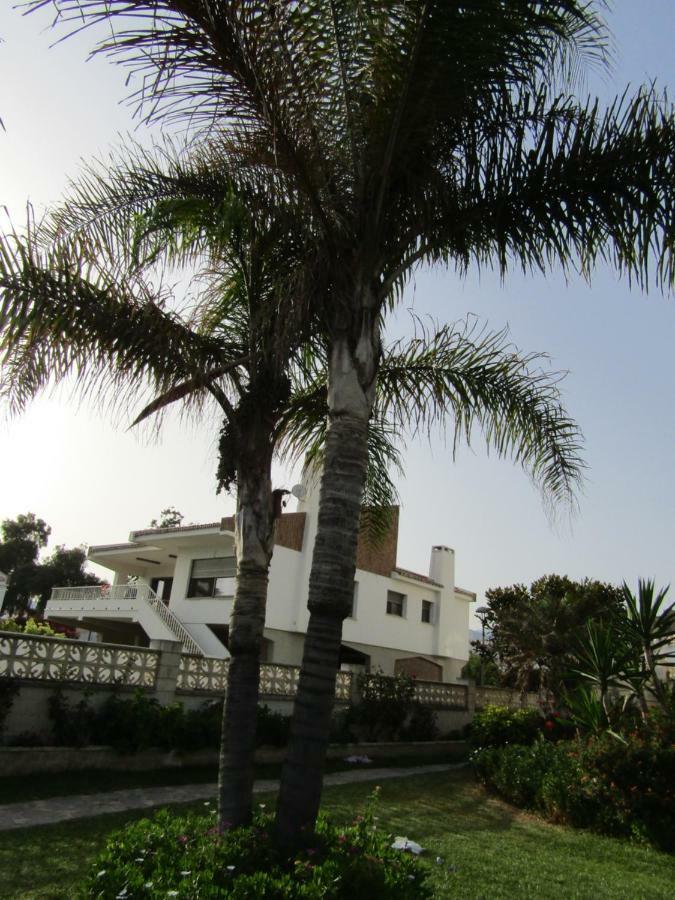 Malaga Paradise Beach Benagalbón Exterior foto